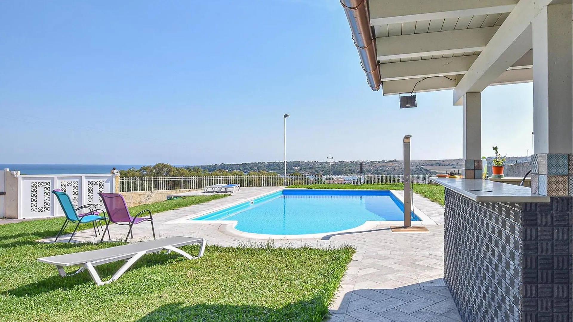 5 Bedroom Gorgeous Home In Brucoli Ferienhaus